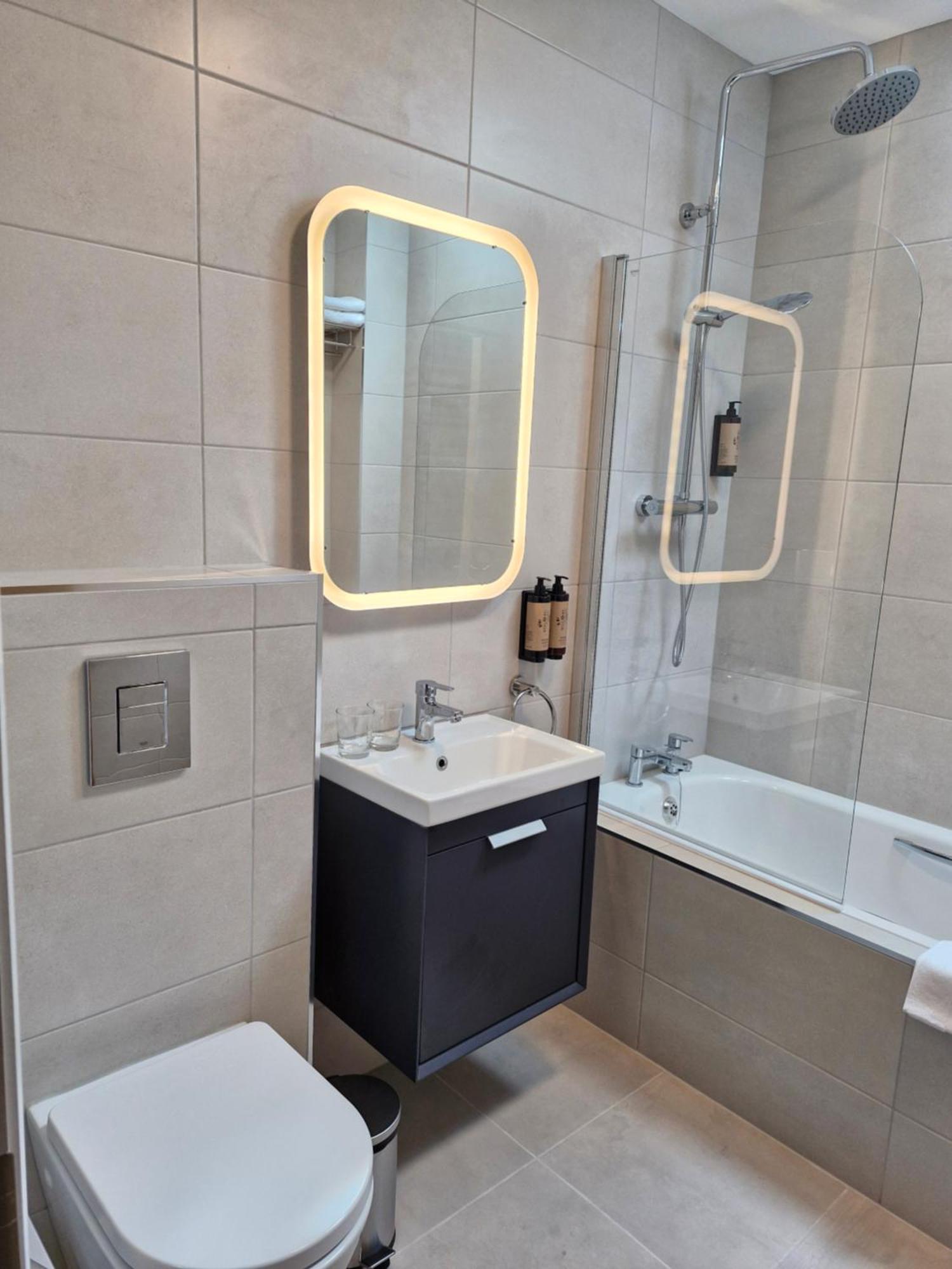 The Quay Lodge Уэксфорд Экстерьер фото